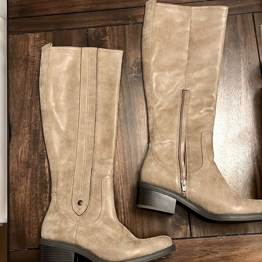 Calvin Klein boots